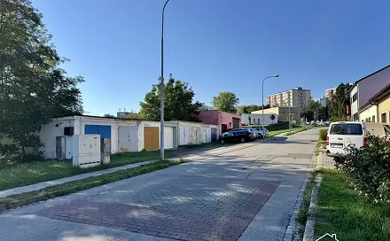 Prodej garáže, 17 m2 - Brno-Bystrc, Nad dědinou, Brno - Bystrc