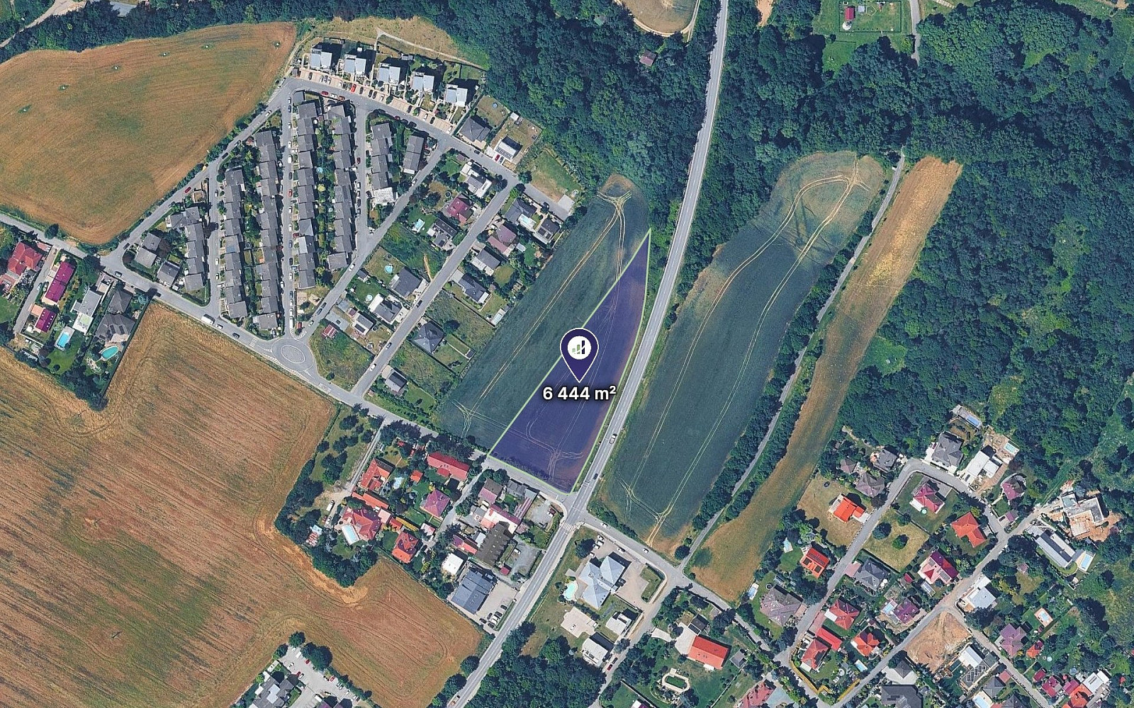 Prodej pole 6 444 m²