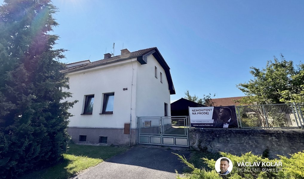 Prodej domu 196 m² s pozemkem 805 m², Stěžery – náhled fotky 2