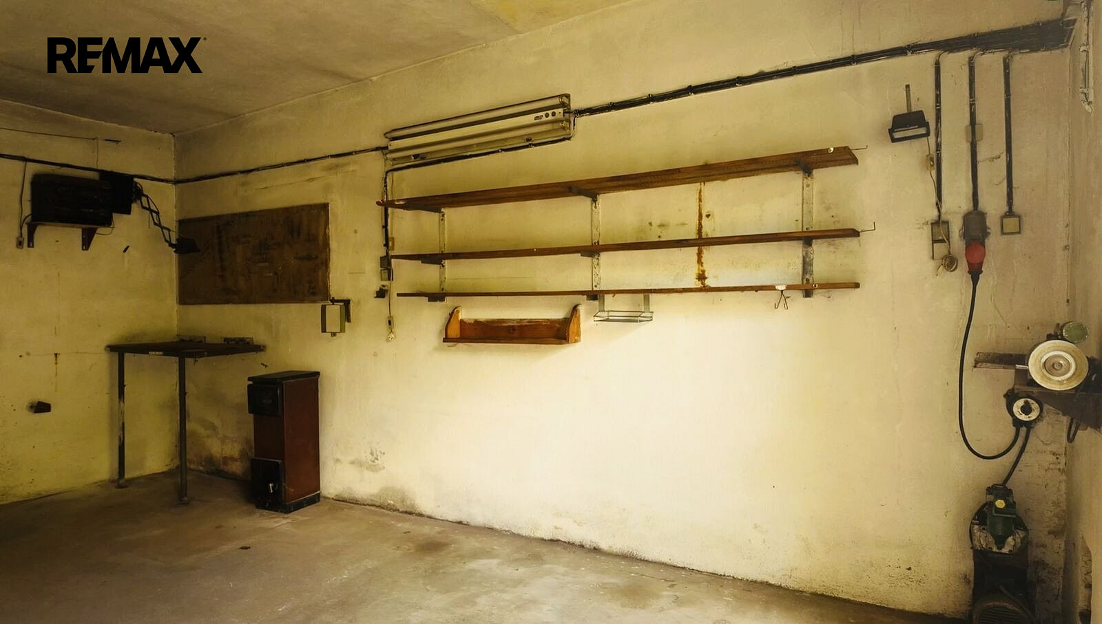 Prodej garáže 31m2 – fotografie 4