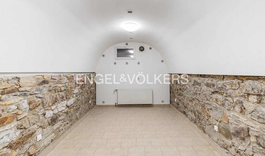 Pronájem kanceláře 134 m², Praha – náhled fotky 4