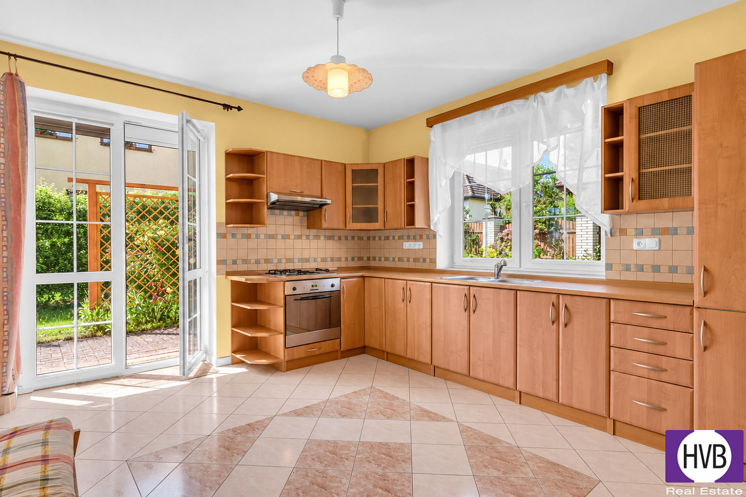 Prodej domu 200 m² s pozemkem 1 016 m² – fotografie 5