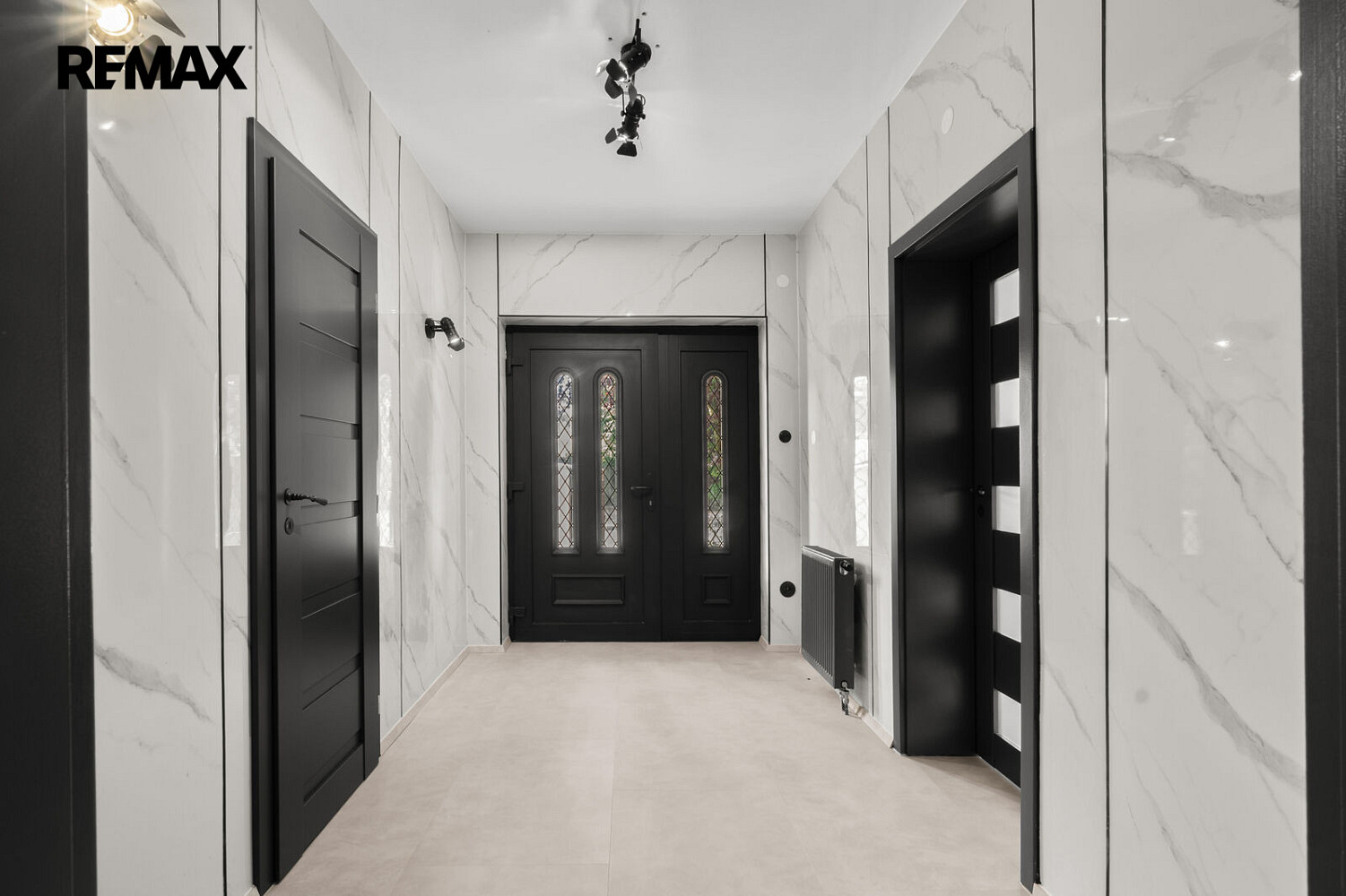 Prodej domu 253 m² s pozemkem 754 m² – fotografie 5