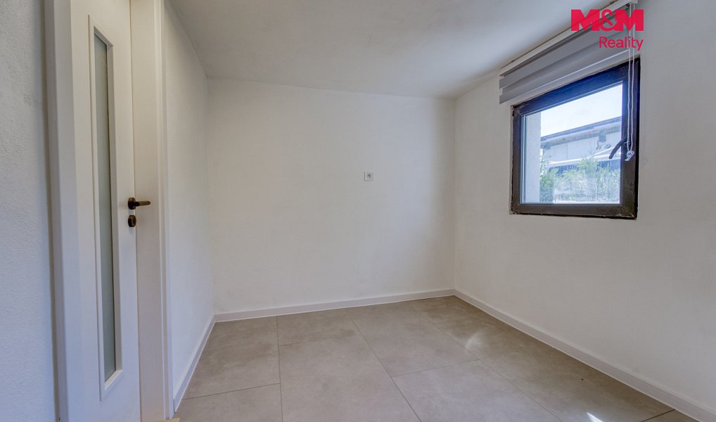 Prodej chaty/chalupy 30 m² s pozemkem 339 m², Plzeň – náhled fotky 10