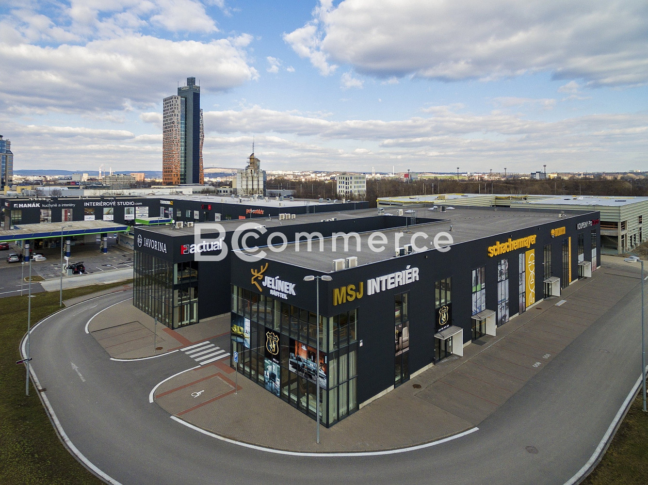 Pronájem obchodních prostor 427 m² — photo 2