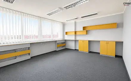 Pronájem kanceláře 29 m², Školní, Chomutov