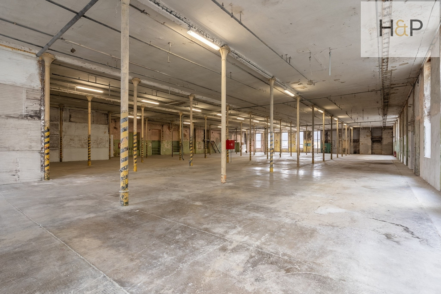 Skladovací objekt, 1350 m², Sudkov (1. patro) – pohled 4