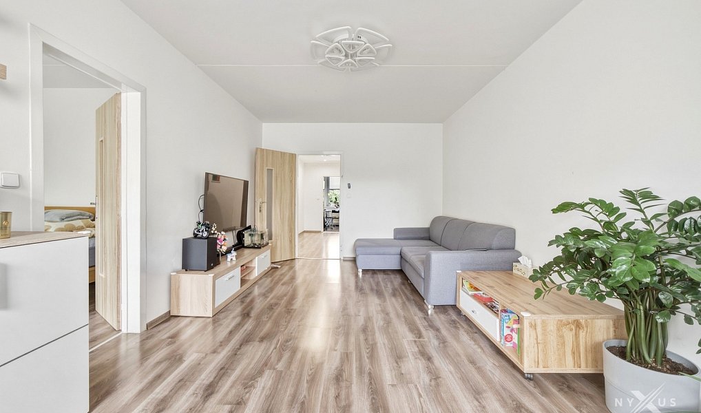 Prodej bytu 4+1 88 m², Praha – náhled fotky 8