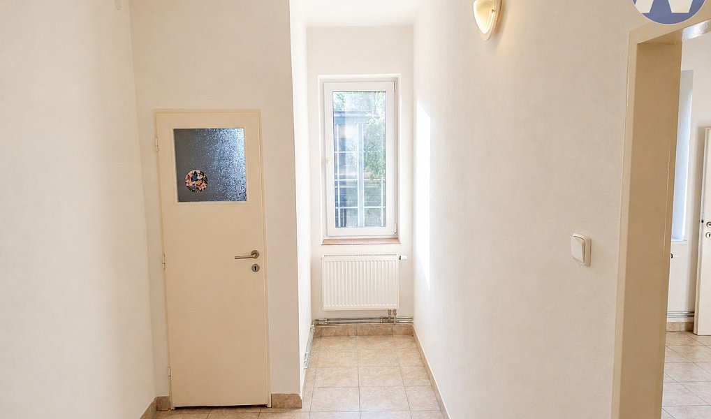 Pronájem bytu 2+1 74 m², Strakonice – náhled fotky 9