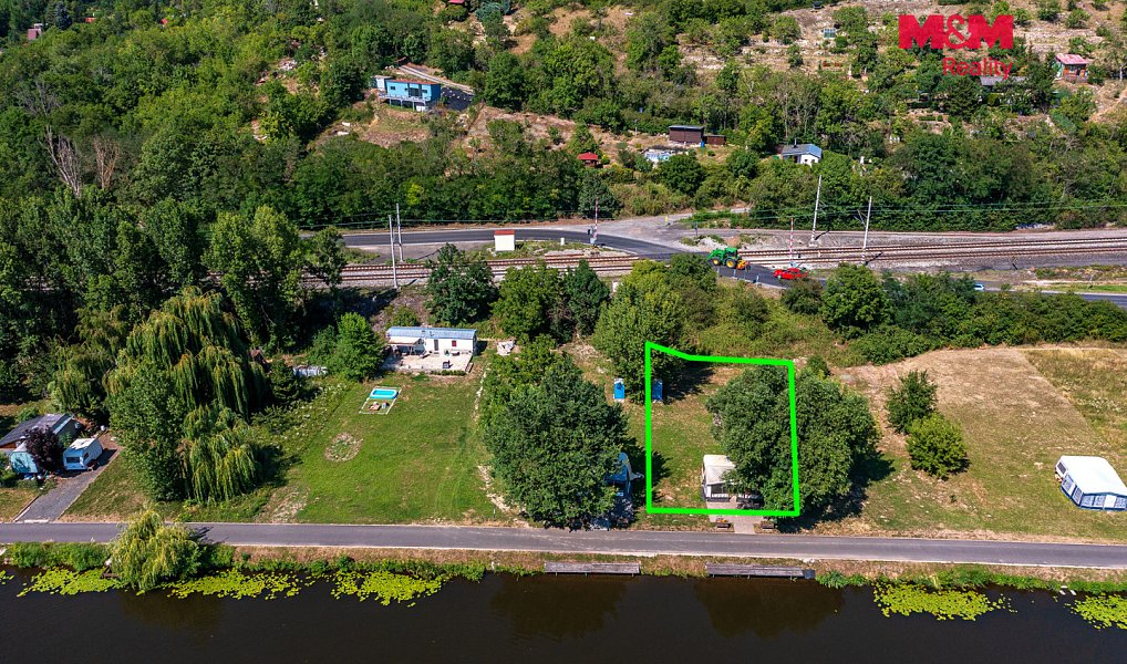 Prodej zahrady 449 m², Křešice – náhled fotky 21