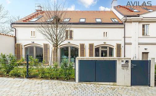 Prodej bytu 4+kk 219 m², Ke dvoru, Praha 6 - Vokovice