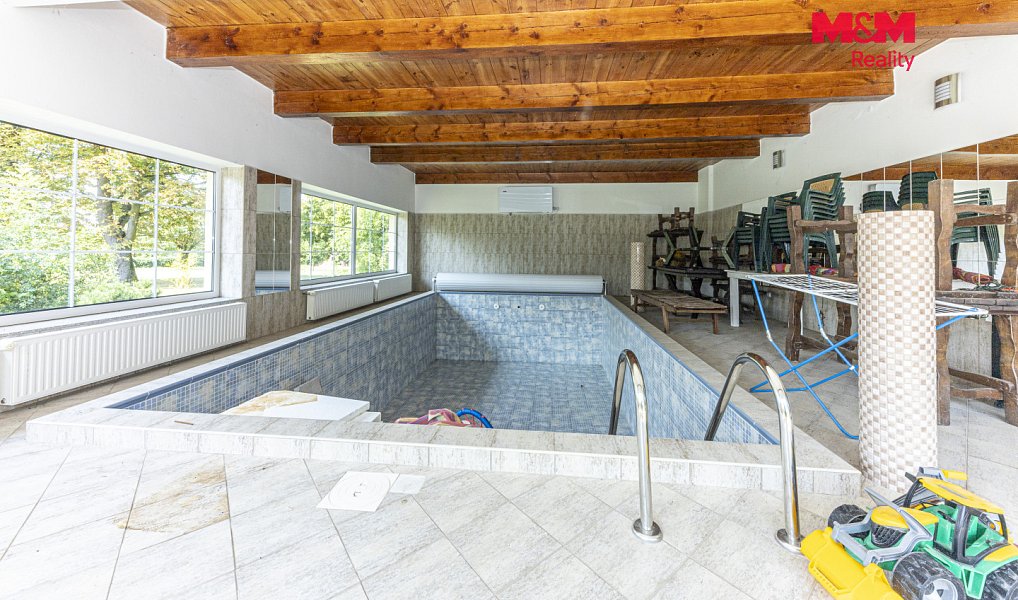 Prodej domu 996 m² s pozemkem 162 727 m², Kolín – náhled fotky 29