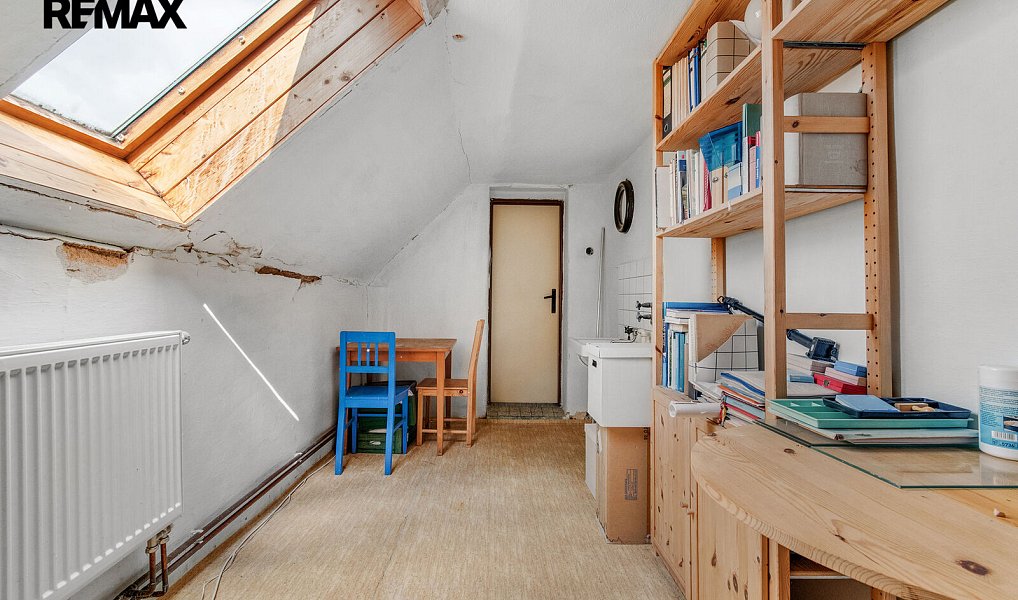 Prodej domu 240 m² s pozemkem 1 122 m², Střížovice – náhled fotky 32