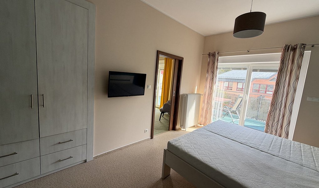 Pronájem bytu 2+1 87 m², Rožnov pod Radhoštěm – náhled fotky 10