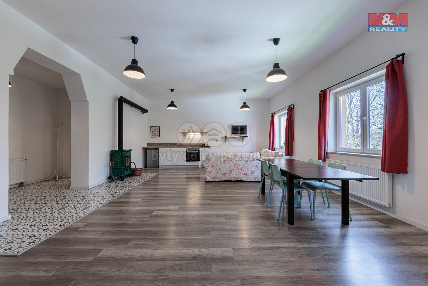 Prodej ubytovacího objektu 293 m² — photo 2