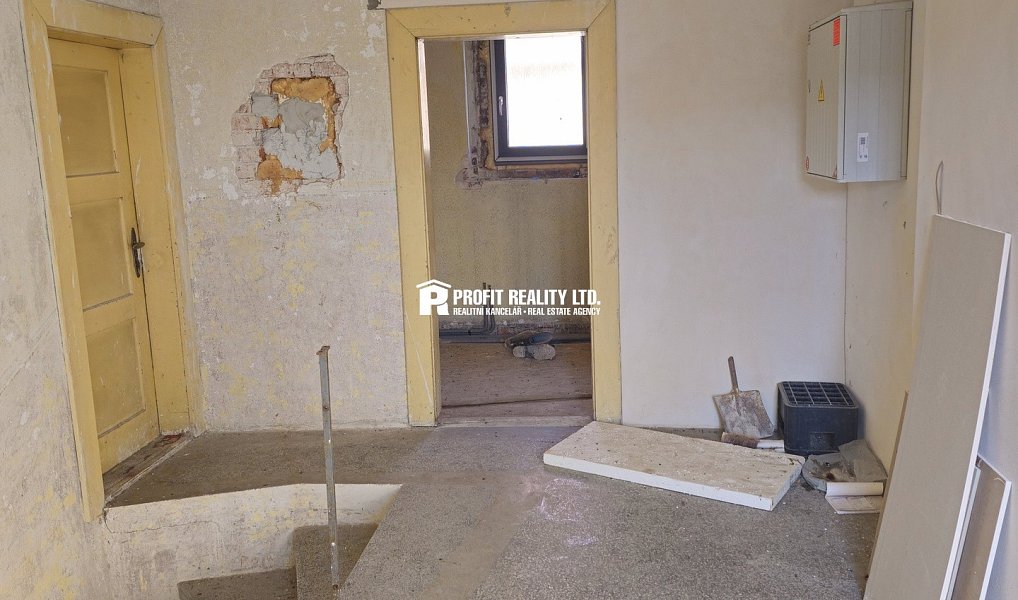 Prodej domu 166 m² s pozemkem 1 265 m², Kounov – náhled fotky 12