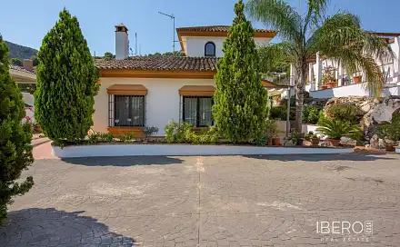 Prodej domu 181 m² s pozemkem 1 255 m², Alhaurín de la Torre, Španělsko