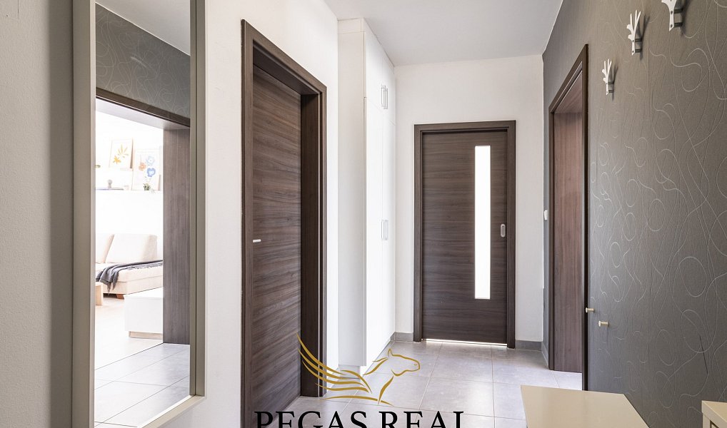 Prodej bytu 3+kk 68 m², Holubice – náhled fotky 14