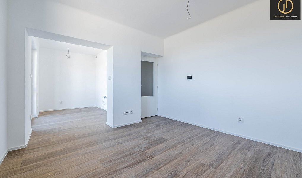 Prodej bytu 1+kk 37 m², Kladno – náhled fotky 16