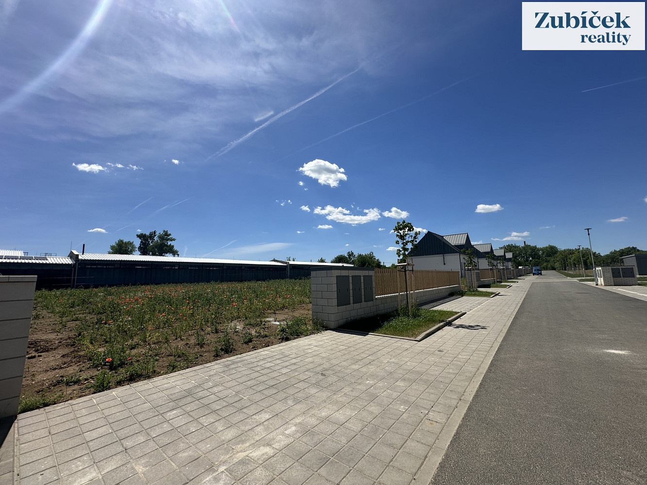Prodej stavebního pozemku 743 m² — photo 3