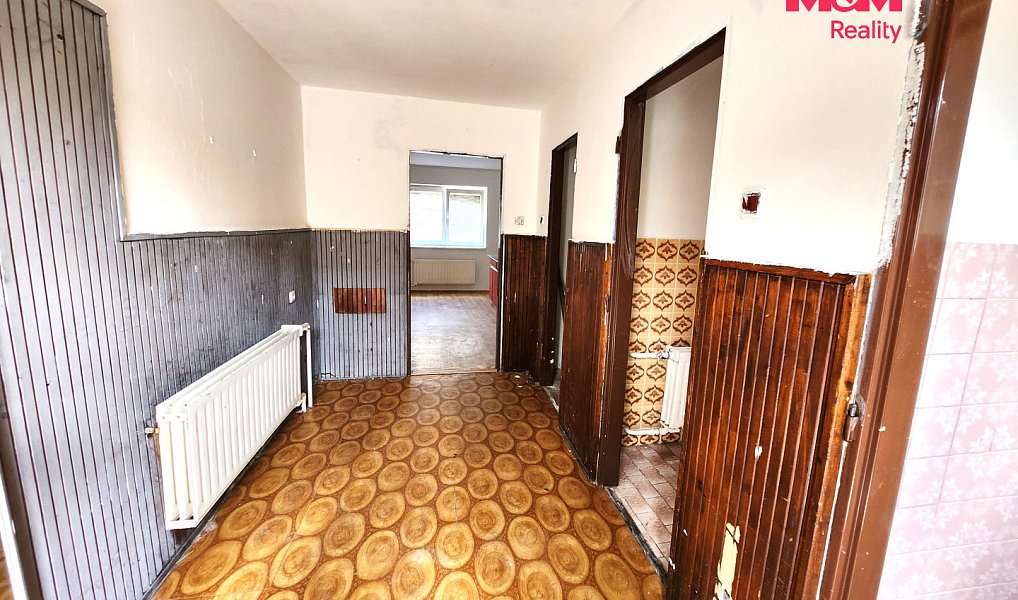 Prodej domu 160 m² s pozemkem 256 m², Lenešice – náhled fotky 8