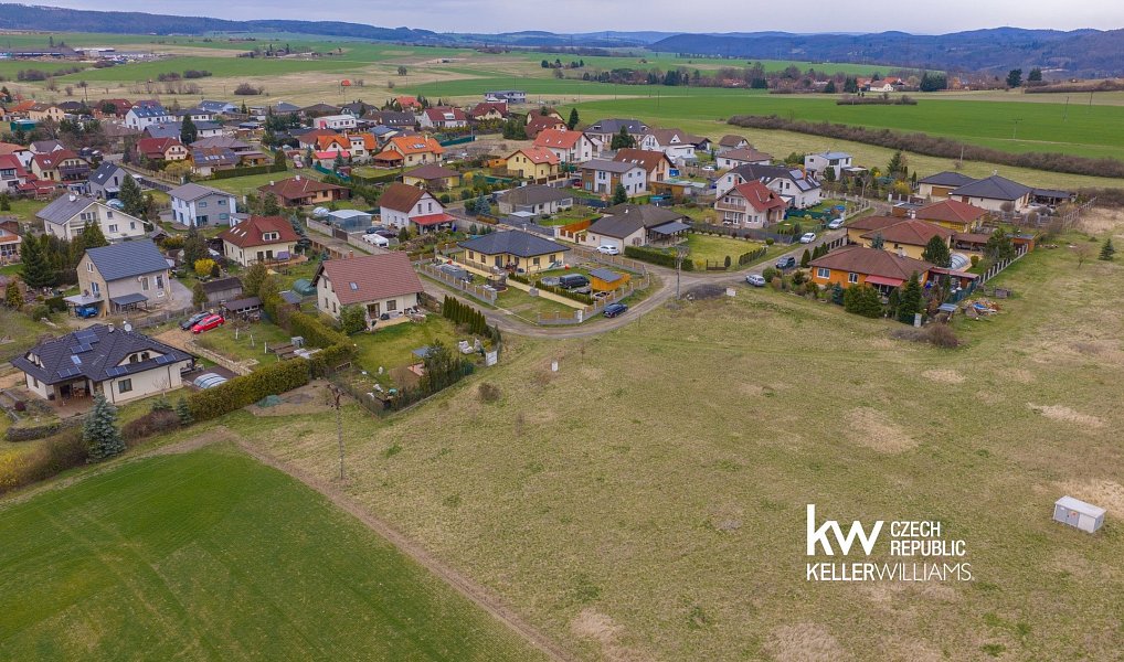 Prodej stavebního pozemku 660 m², Malá Hraštice – náhled fotky 12