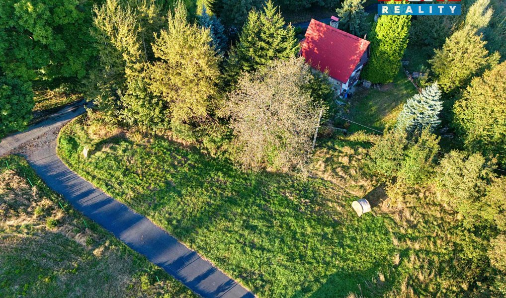 Prodej stavebního pozemku 1 645 m², Blatno – náhled fotky 8
