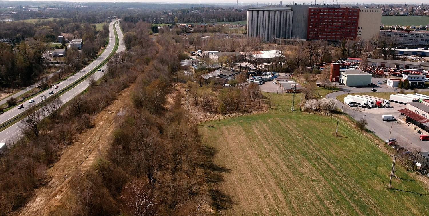 Prodej komerčního pozemku 6 837 m² – fotografie 3