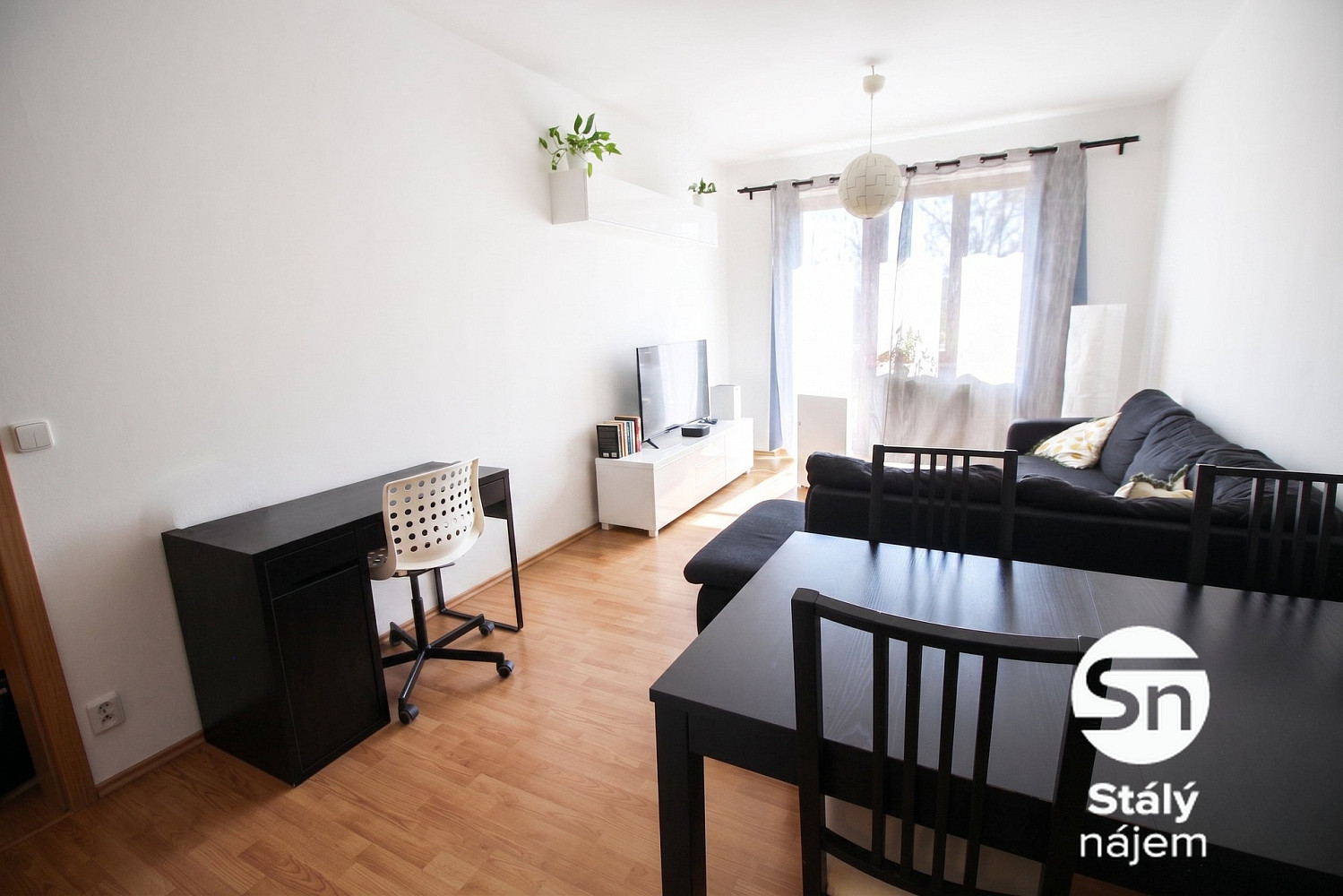 Pronájem bytu 2+kk 47 m² – fotografie 3