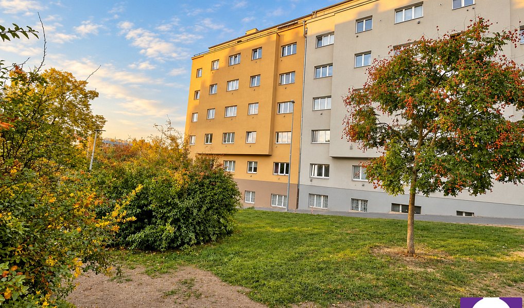 Prodej bytu 2+kk 41 m², Praha – náhled fotky 9