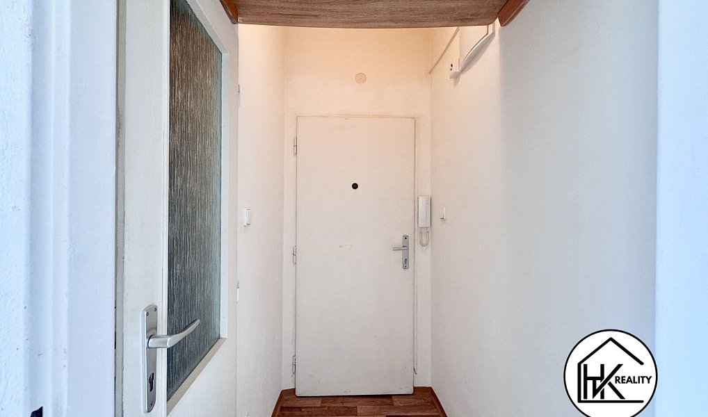 Pronájem bytu 1+kk 21 m², Teplice – náhled fotky 8