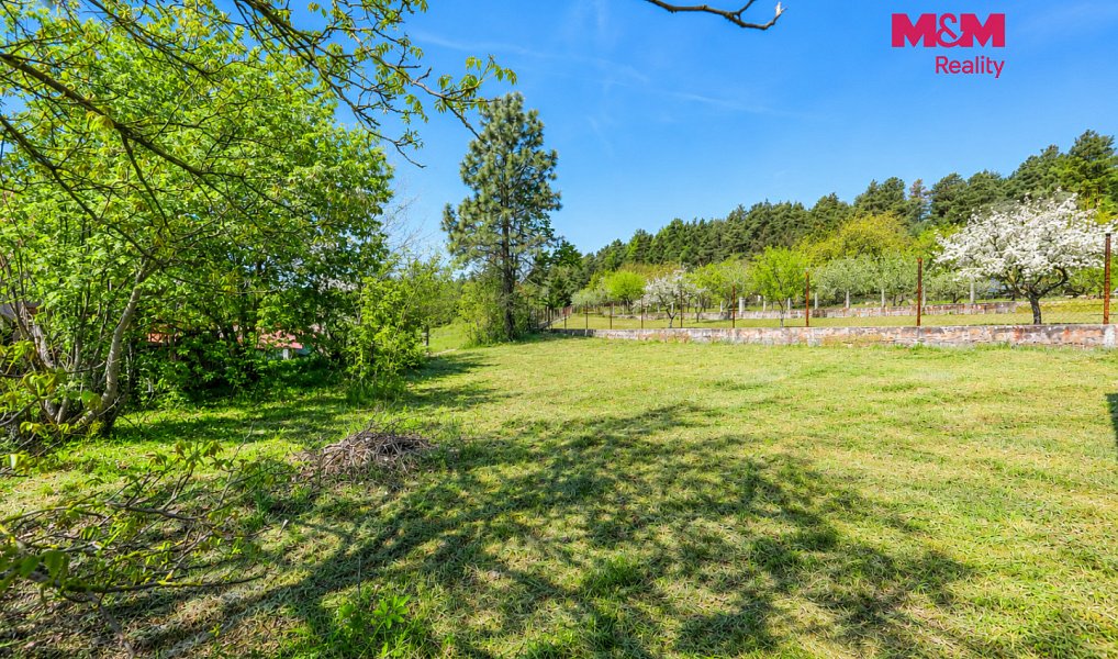 Prodej stavebního pozemku 745 m², Kvášňovice – náhled fotky 9