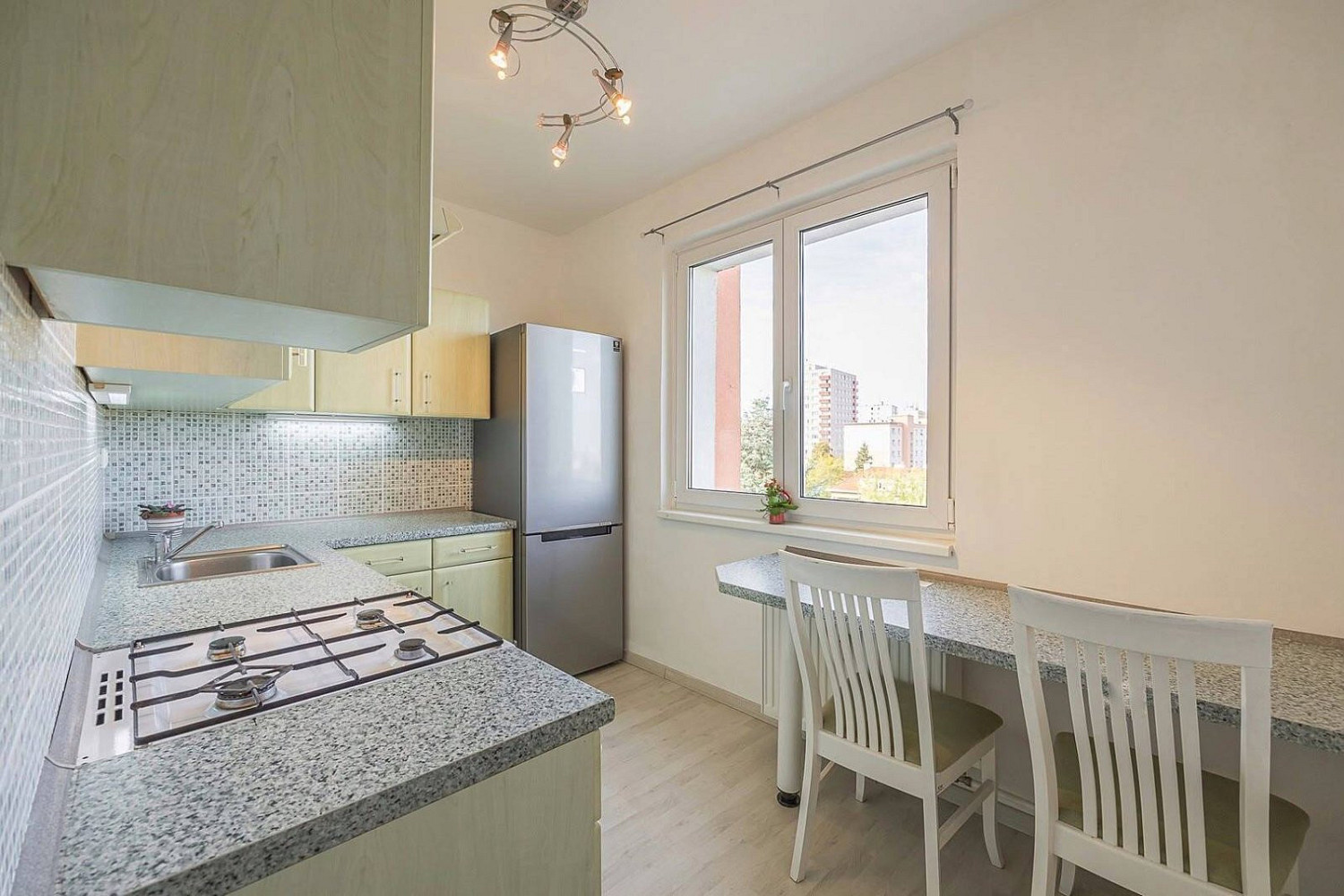 Prodej bytu 2+1 57 m² — photo 3