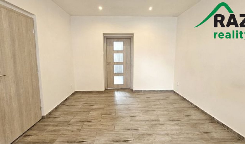 Prodej domu 263 m² s pozemkem 272 m², Plzeň – náhled fotky 3