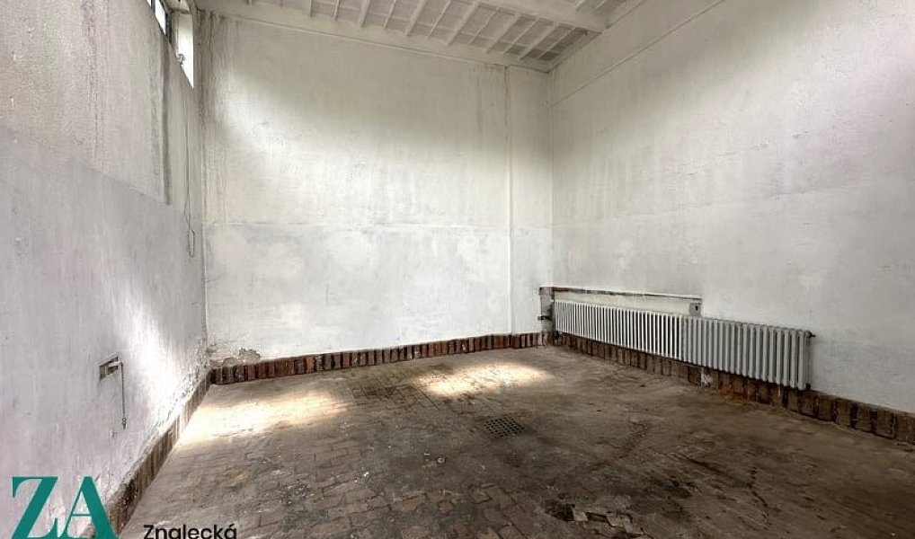 Prodej skladovacích prostor 480 m², Luby – náhled fotky 11