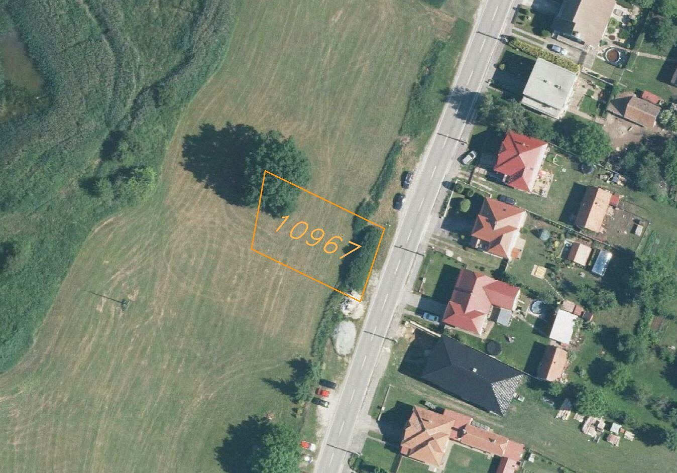 Prodej pole 664 m²