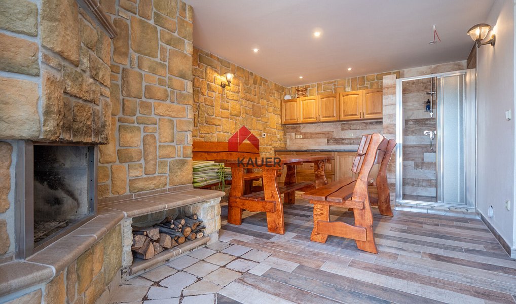 Prodej domu 345 m² s pozemkem 1 575 m², Dolní Lhota – náhled fotky 13