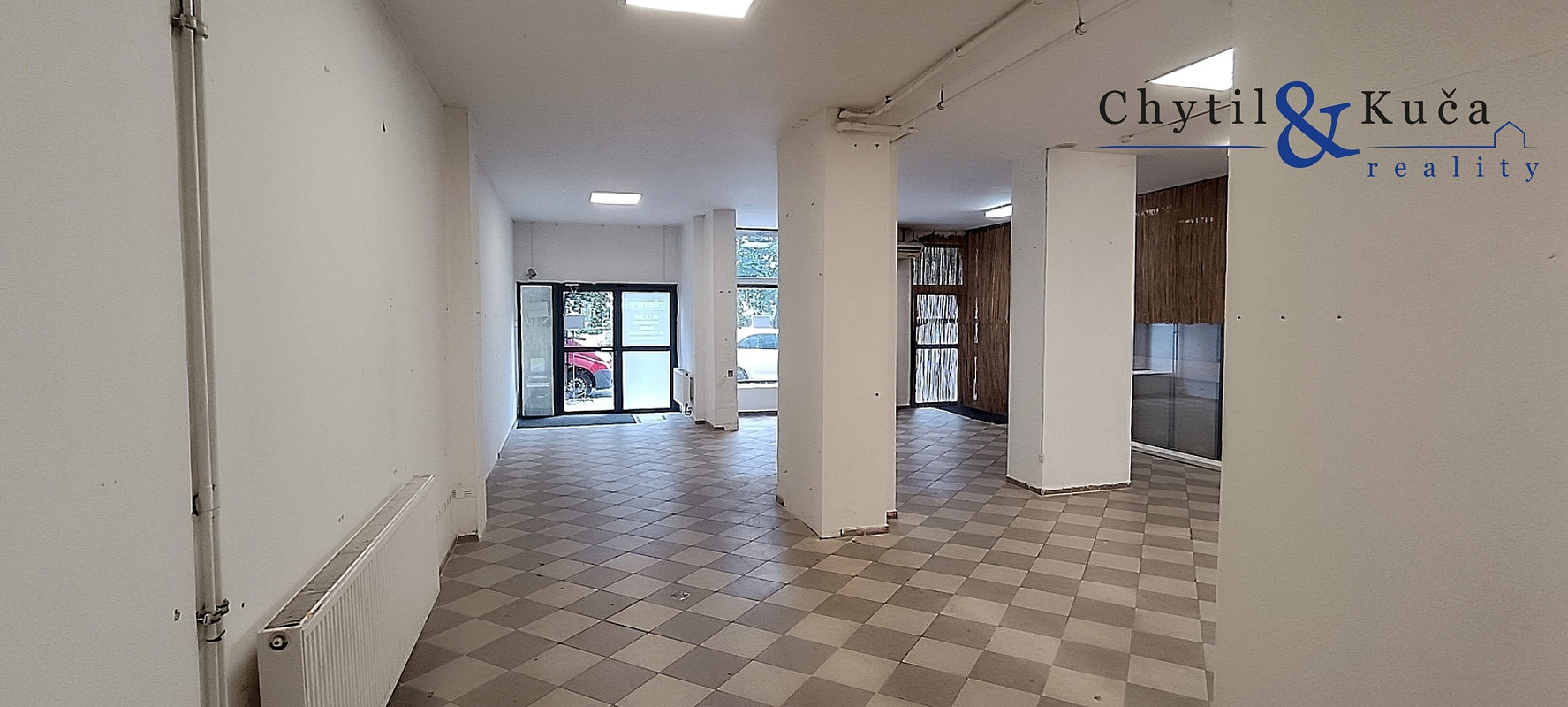 Pronájem obchodních prostor 105 m² – fotografie 2