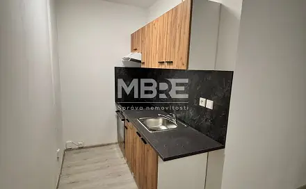 Pronájem bytu 2+kk 39 m², Dr. Václava Kůrky, Žatec, okres Louny