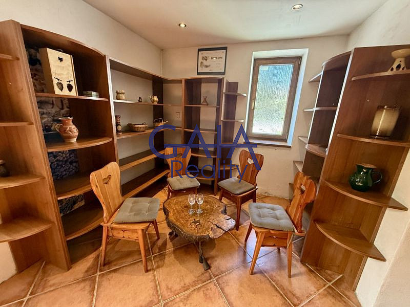 Prodej domu 286 m² s pozemkem 1 051 m² – fotografie 3