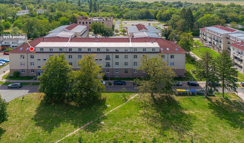 Prodej bytu 3+kk 75 m², Milovice – náhled fotky 16