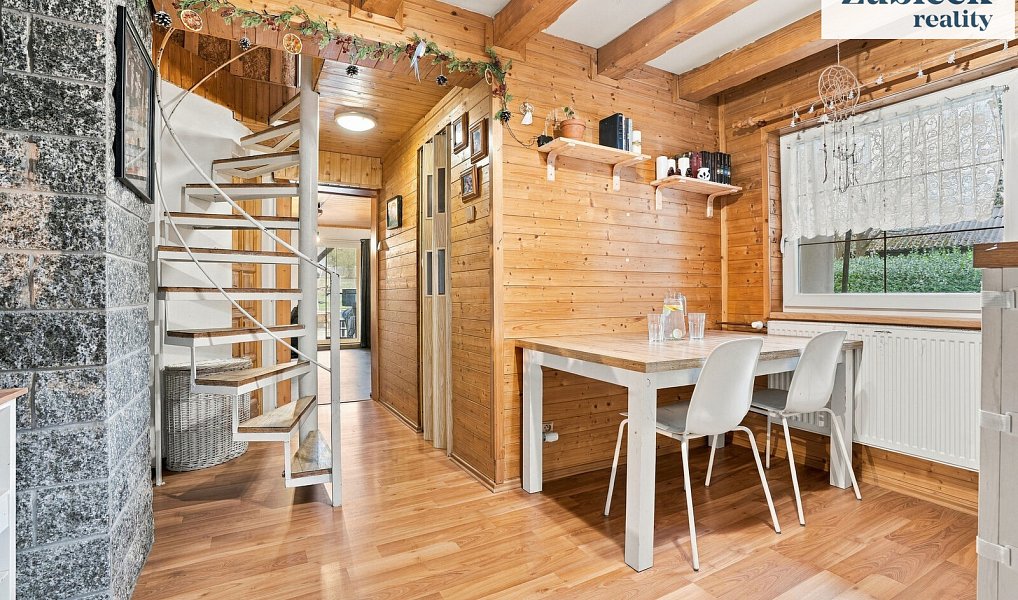 Prodej domu 120 m² s pozemkem 1 247 m², Zlín – náhled fotky 7