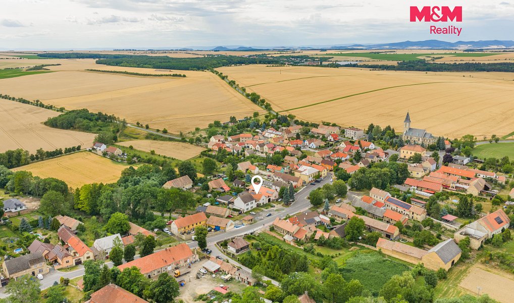 Prodej domu 208 m² s pozemkem 882 m², Páleč – náhled fotky 19