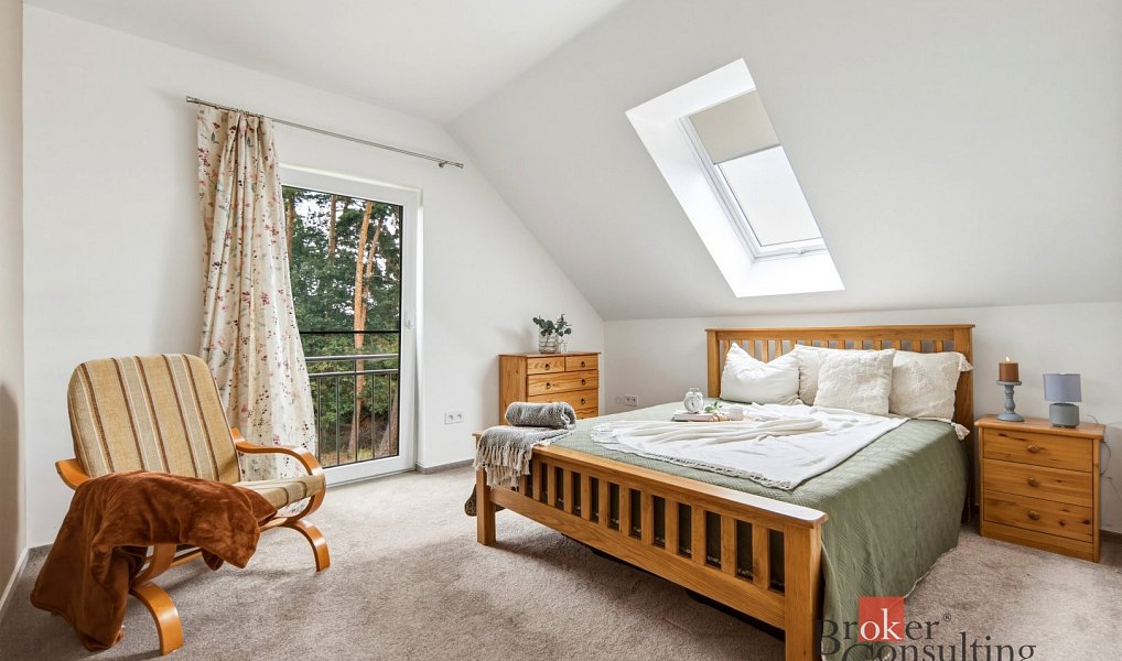 Prodej domu 194 m² s pozemkem 866 m², Litošice – náhled fotky 20