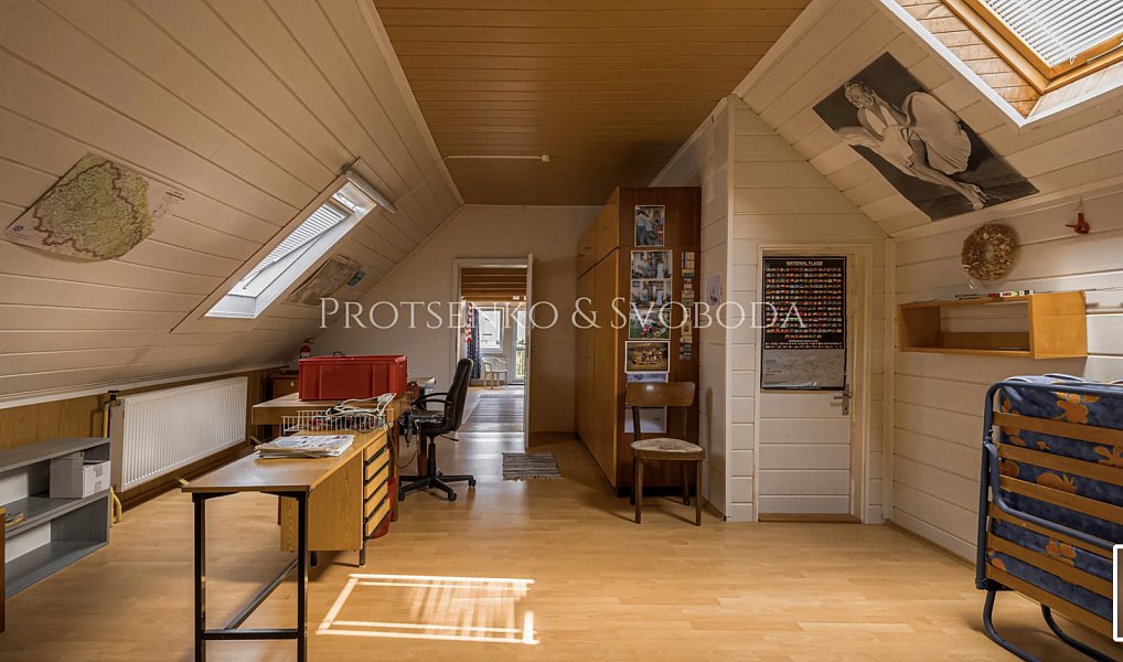 Prodej domu 730 m² s pozemkem 1 260 m², Rohozná – náhled fotky 12