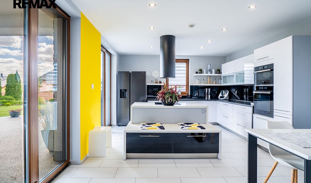 Prodej domu 300 m² s pozemkem 3 877 m², Otvice – náhled fotky 7