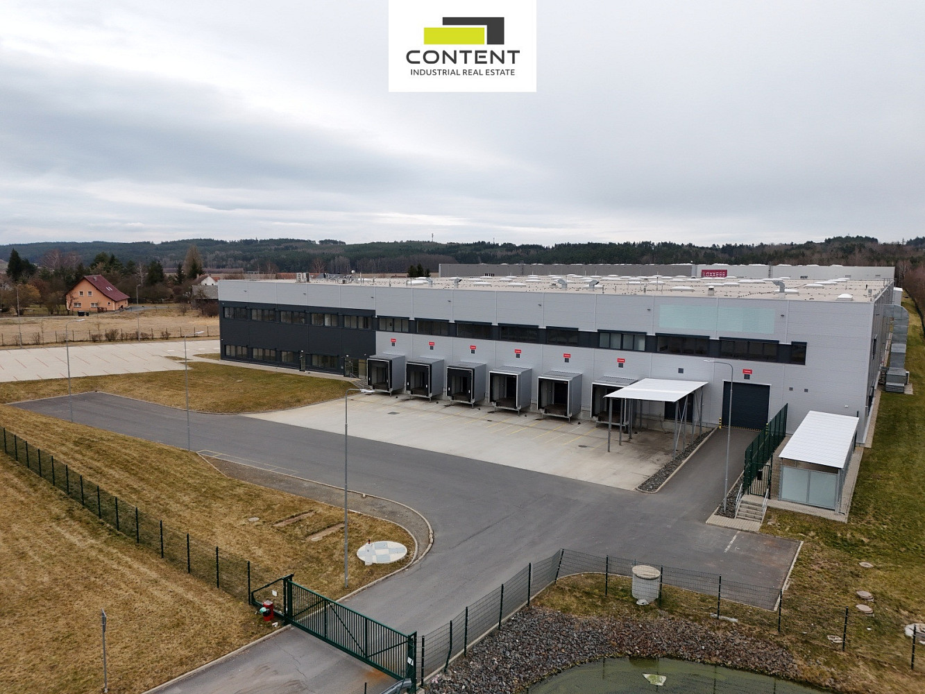 Pronájem skladovacích prostor 10 590 m² – fotografie 3