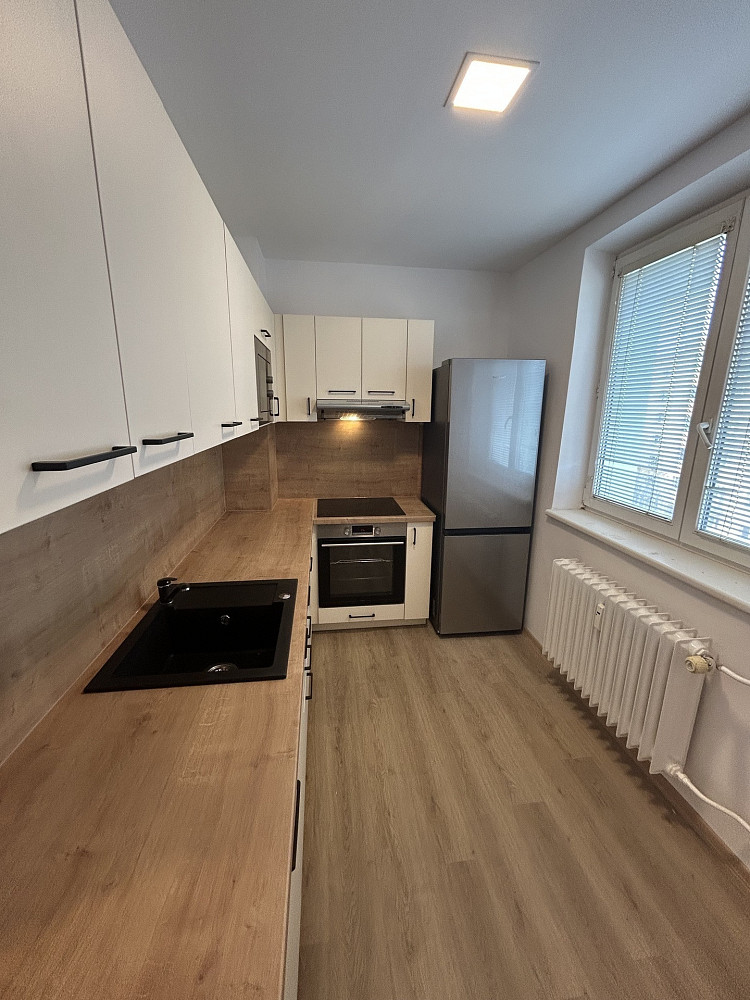 Pronájem bytu 2+1 56 m² — photo 4
