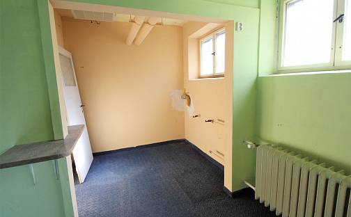 Pronájem kanceláře 62 m², Troilova, Praha 10 - Malešice