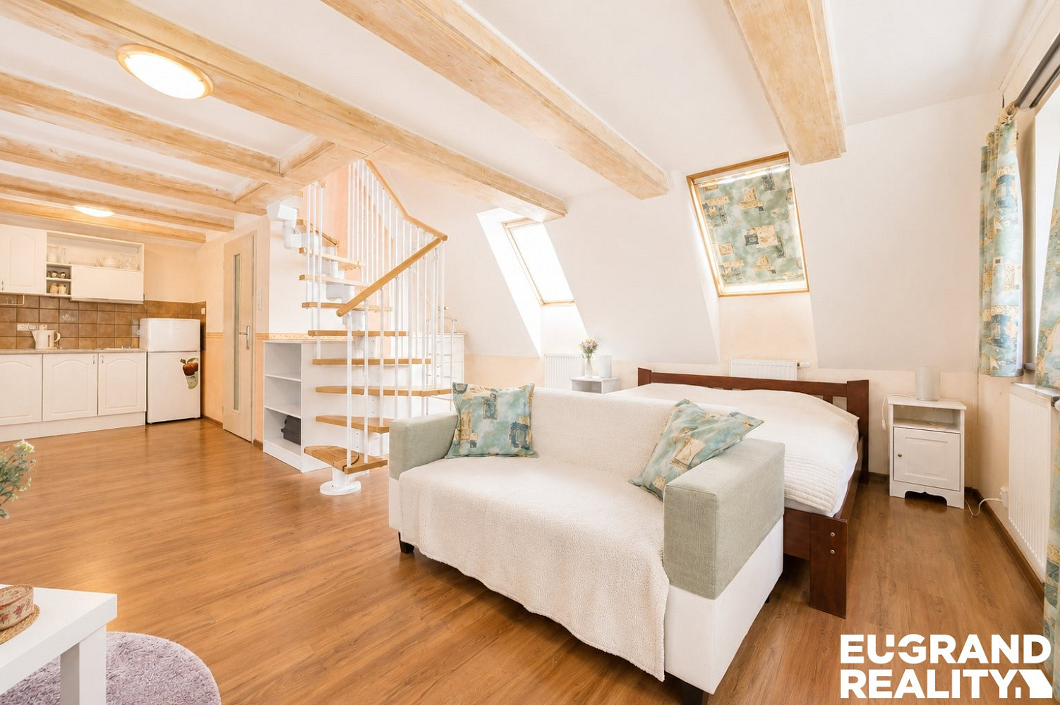 Prodej ubytovacího objektu 271 m² – fotografie 5
